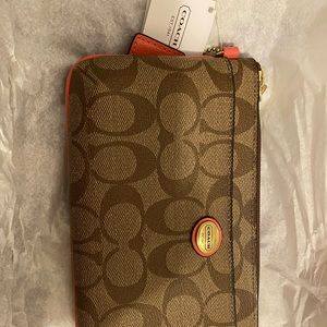 Coach wallet/wristlet, NWT